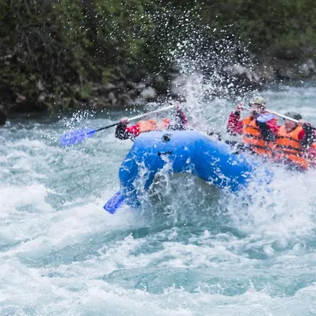 Adrenaline Rafting Camp Tara Kamp Foca